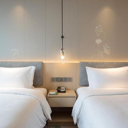 Holiday Inn Guiyang City Center By Ihg Екстериор снимка