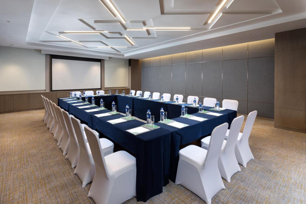 Holiday Inn Guiyang City Center By Ihg Екстериор снимка