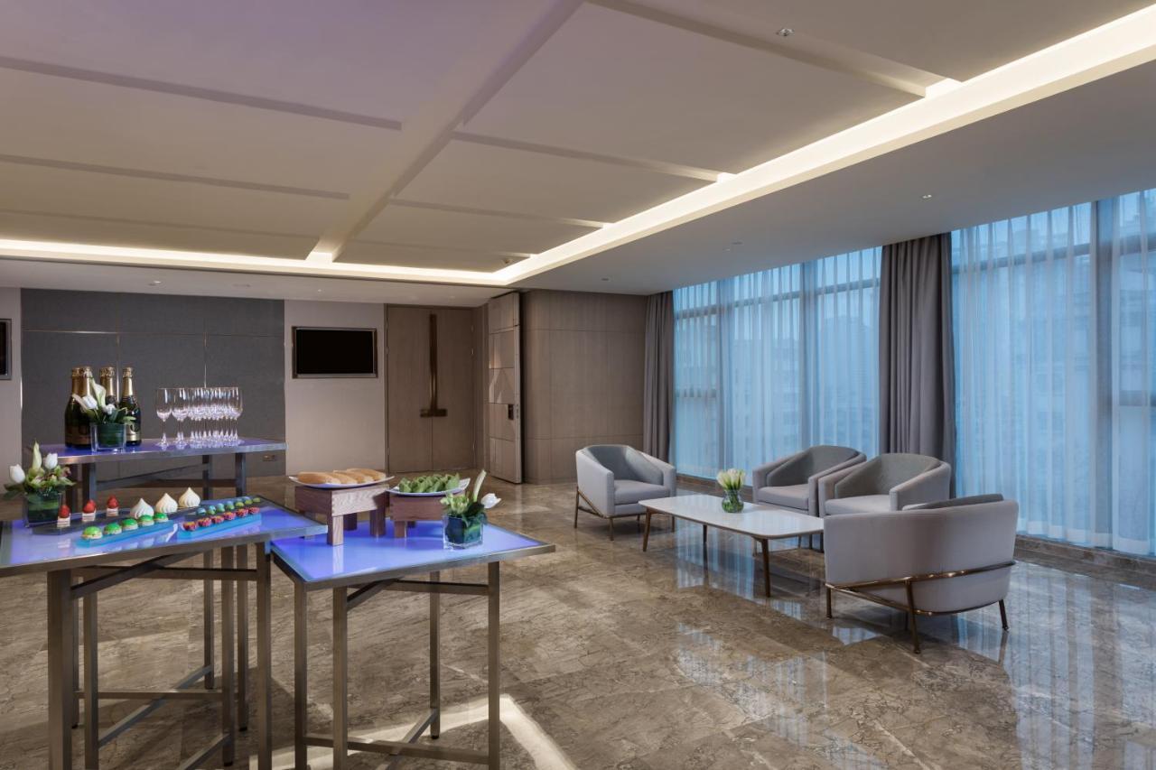 Holiday Inn Guiyang City Center By Ihg Екстериор снимка